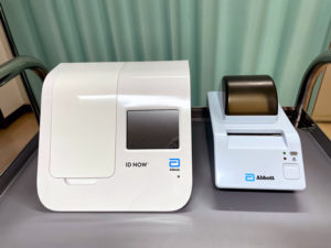 ID NOW PCR検査機